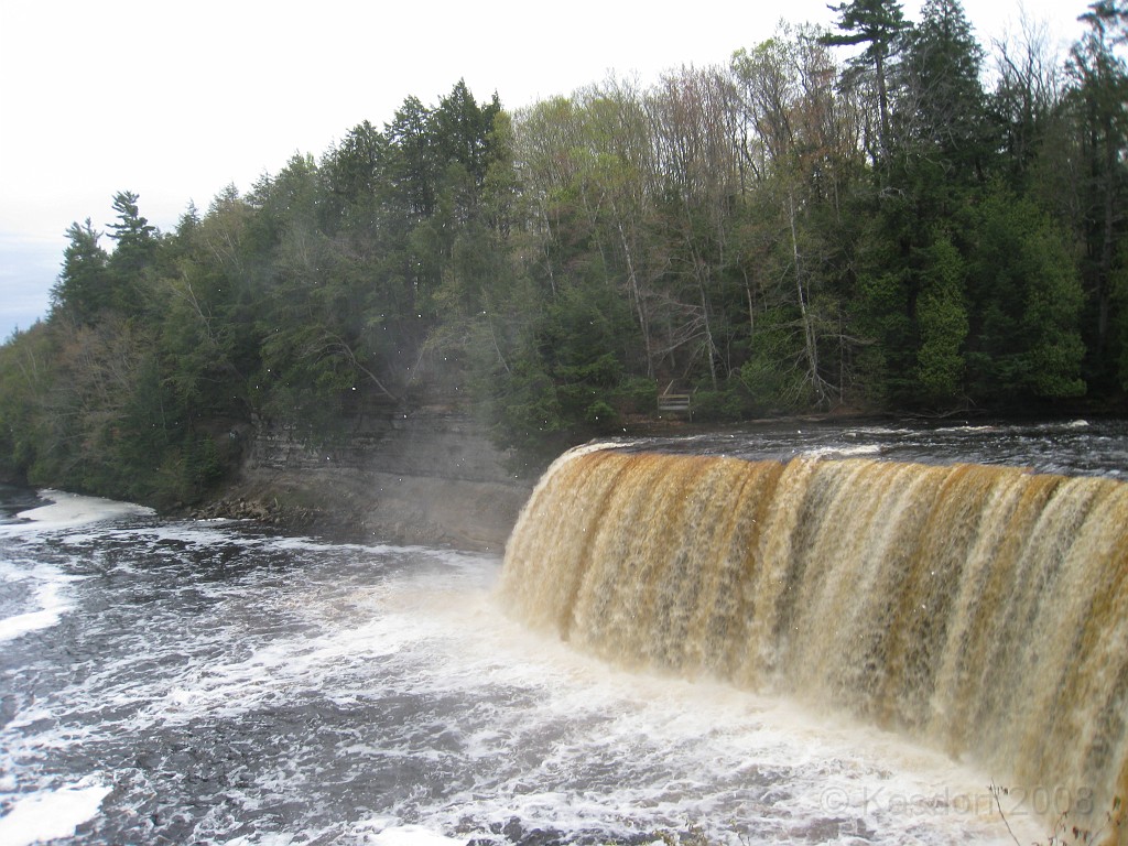 Mackinaw Island Area May 2008 1189.jpg - May 24 2008 a trip to Mackinac City for a 5 M race and a visit to Mackinac Island. A day to the UP, Paradise, Whitefish Point and Tahquamen Falls. This was followed by trips to Petoskey and Charlevoix.
